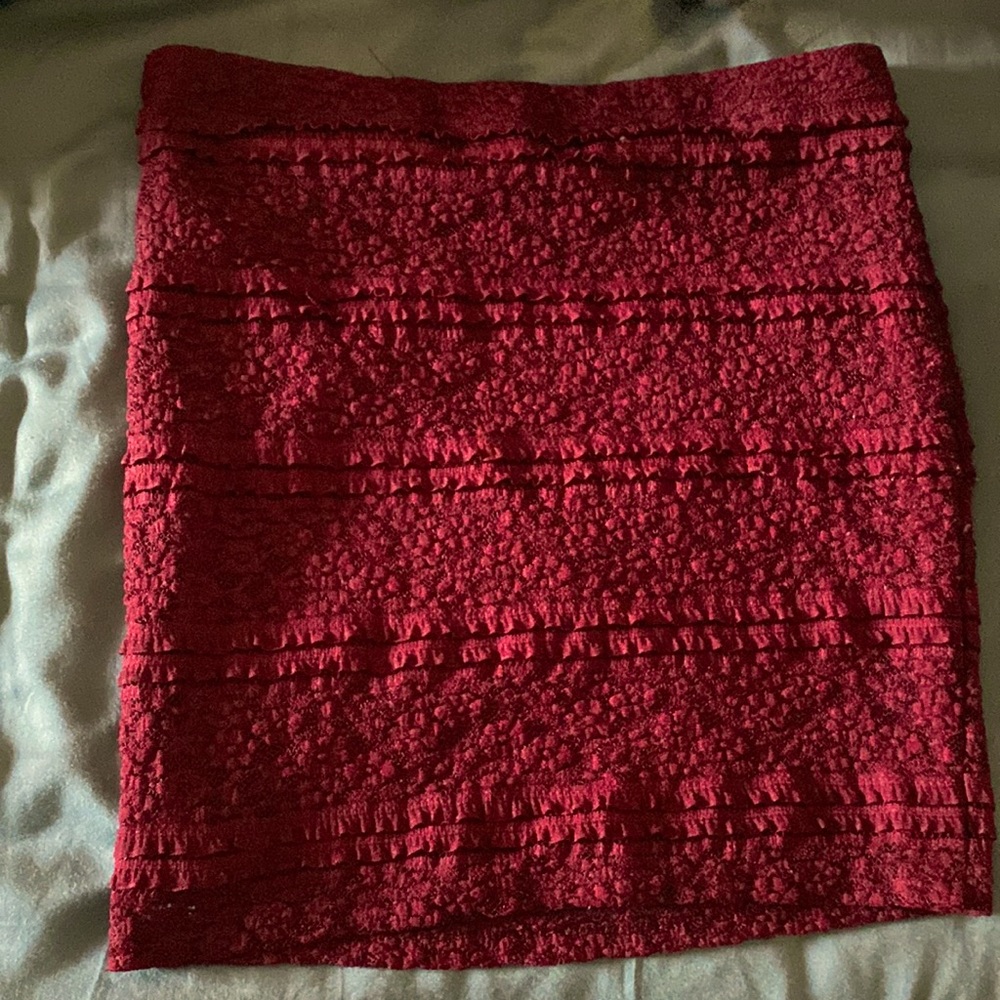 Forever 21 burgundy skirt